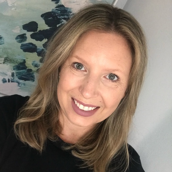 Meet your Posher, Krista - Picture 1 of 1